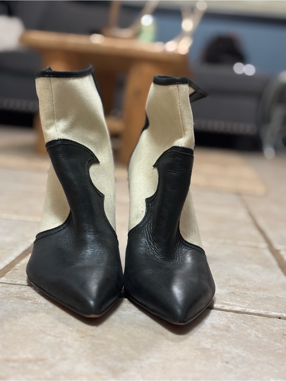 Dolce Vita Black and Cream western Pointed Toe Ankle Booties!